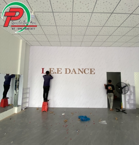 Bảng hiệu quảng cáo Mica
