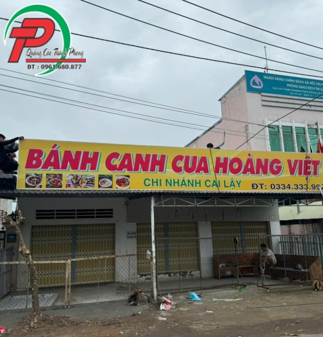 Bảng hiệu bánh canh cua Hoàng Việt Cai Lậy