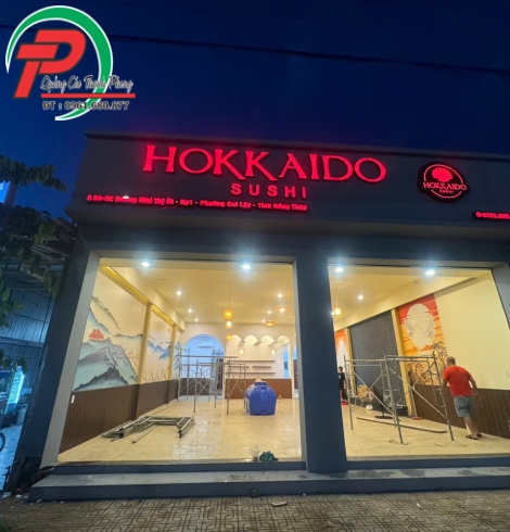 bảng hiệu quán Sushi Hokkaido